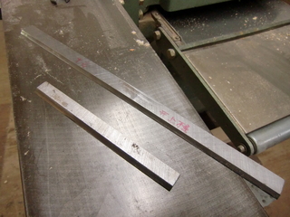 自動カンナ盤の刃の交換をしました！！！: 井上木材のブログ